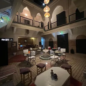 زيارة الفندق